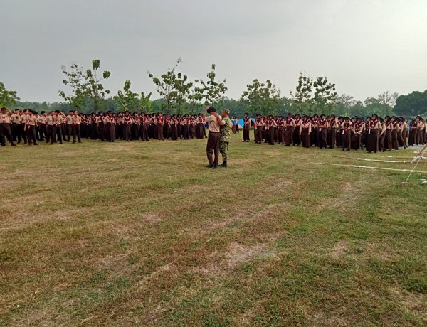 Bati Komsos Koramil 0804/08 Barat Mencetak Siswa Pramuka Era Modern Berinovasi, Teknologi Dan Berkarakter   
